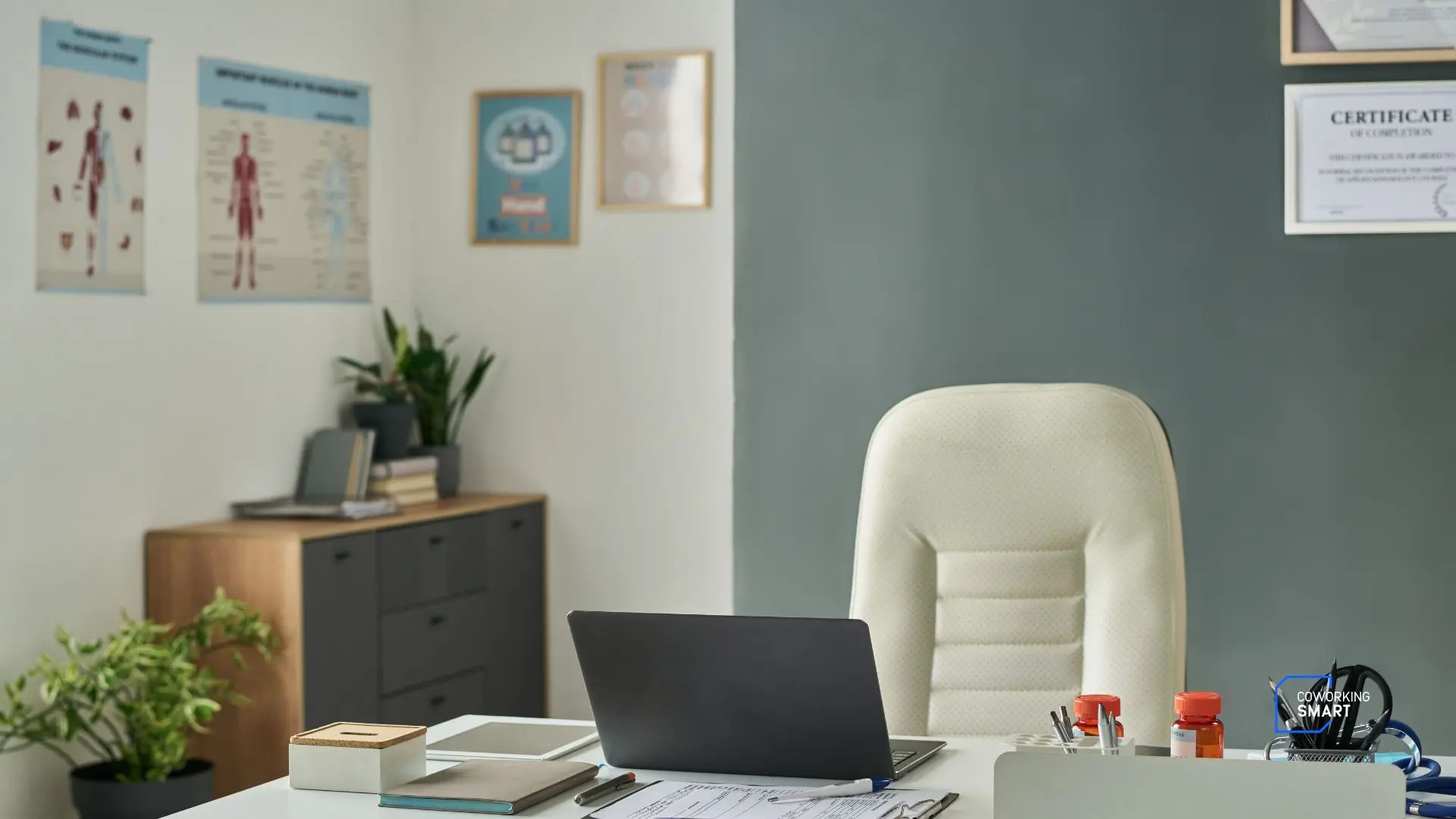 Coworking como solução para profissionais liberais: advogados, contadores e médicos